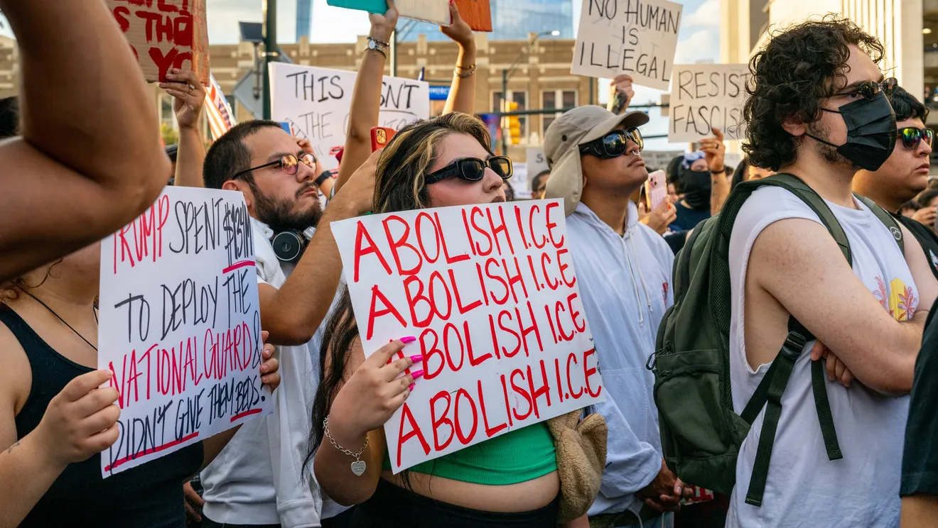 Judge blocks trump from deploying national guard