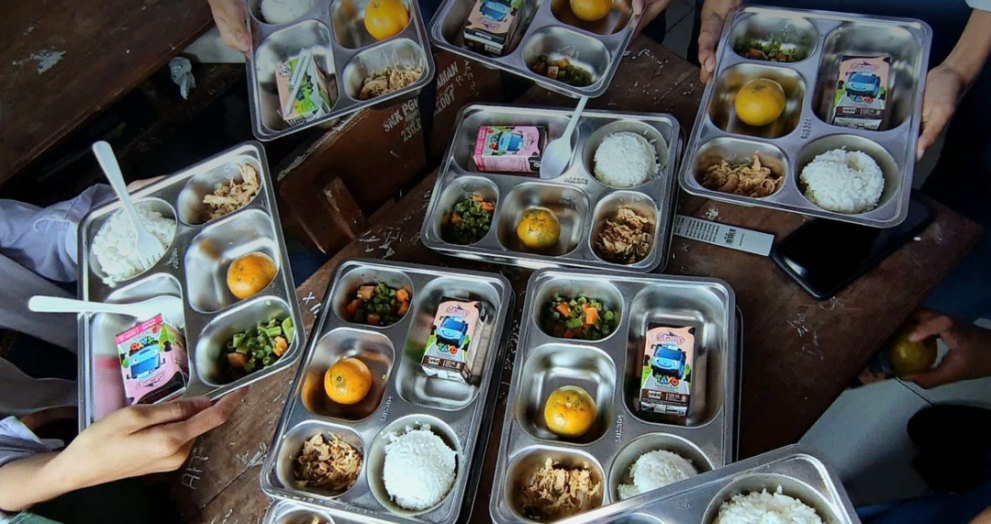 MBG program in jakarta's school