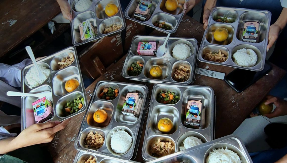 MBG program in jakarta's school