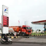 Bahlil Jamin Harga BBM Subsidi Tidak Naik hingga Lebaran 2026